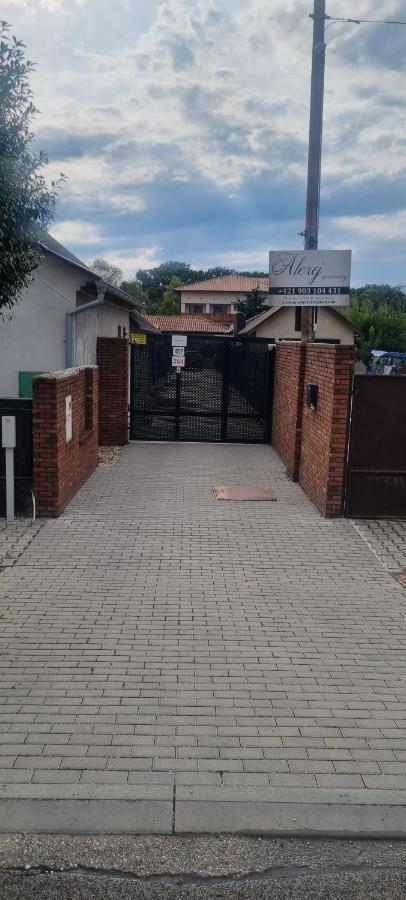 Alexej Apartmany Velky Meder Ngoại thất bức ảnh