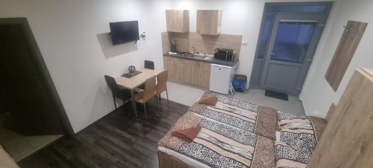 Alexej Apartmany Velky Meder Ngoại thất bức ảnh